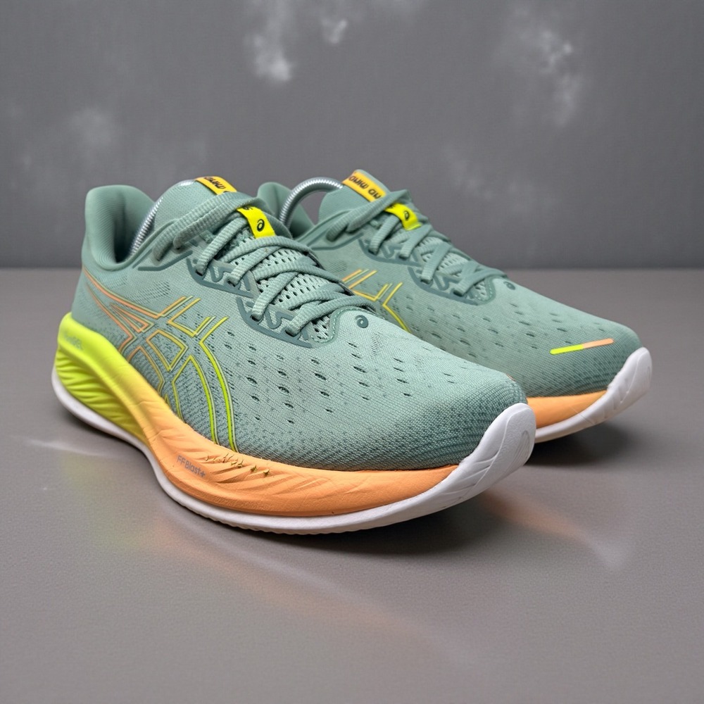 ASICS Gel-Cumulus 26 Paris Womens SZ 9.5 Light Celadon Safety Yellow 1011B947